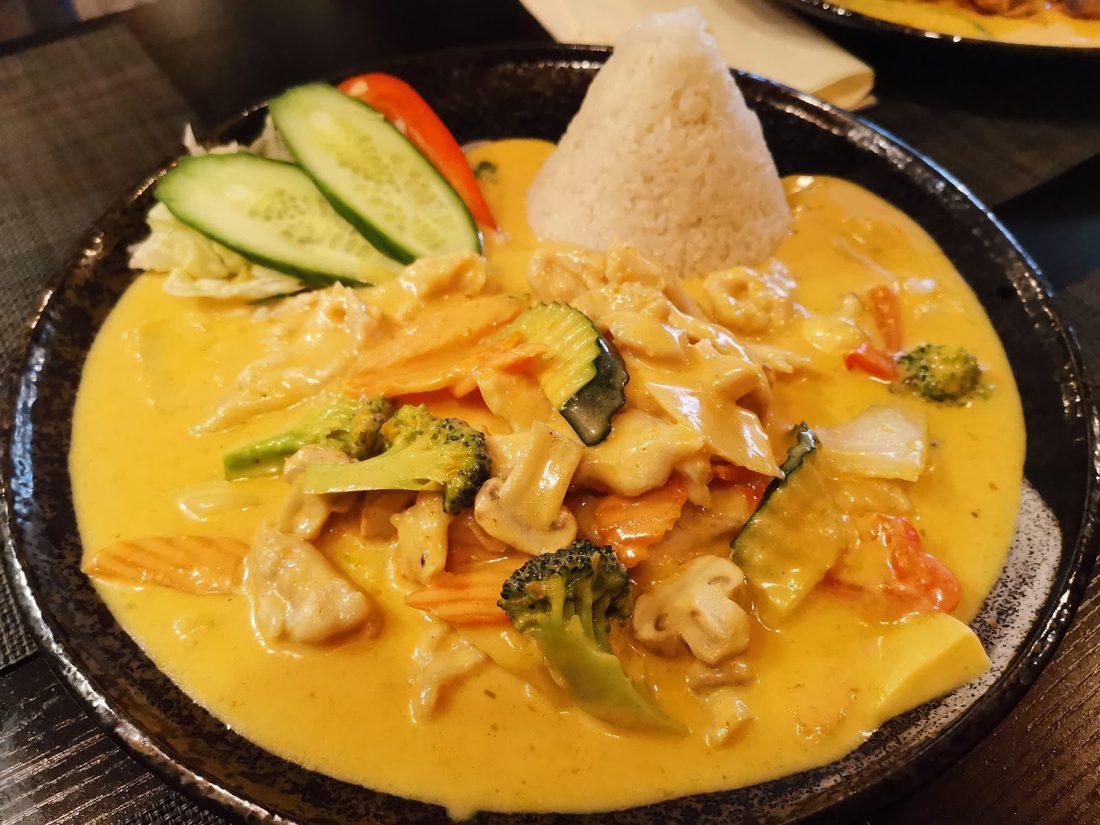 43 · Yellow Curry